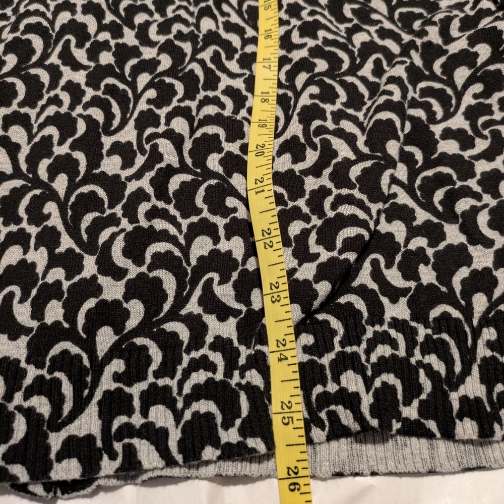 Loft Soft Knit Top Thin Sweater Long‎ Sleeve Women's XL Black Gray Button Back - Picture 5 of 6